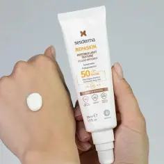 Najlepsze kremy przeciwzmarszczkowe z SPF 50: ochrona i młodość