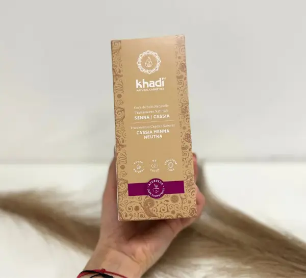 Czysta henna Khadi: Naturalny sposób na piękne i zdrowe włosy
